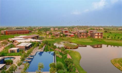 hotels in sanand|MYSA ZINC JOURNEY BY THE FERN (Sanand).